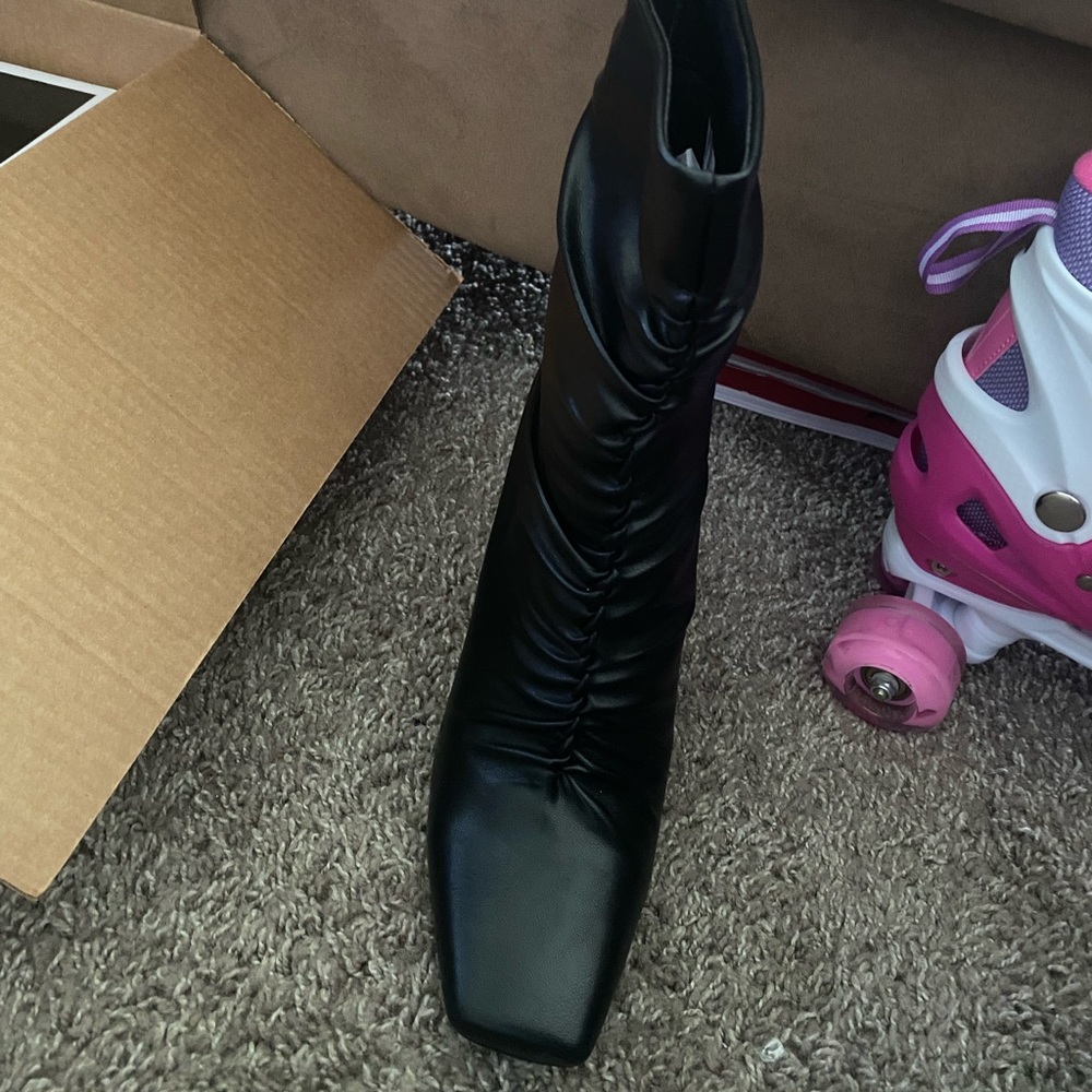 ❌❌SOLD❌❌SOLD❌❌NWB🔥Azalea Wang Crazy In Love Stiletto Booties🔥 - Picture 8 of 9